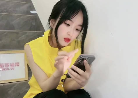 草霉视频原创.一时兴起操了楚楚可怜的女外卖员