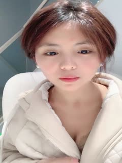 甜美颜值妹妹!娇小身材非常耐操!服装店地上操逼
