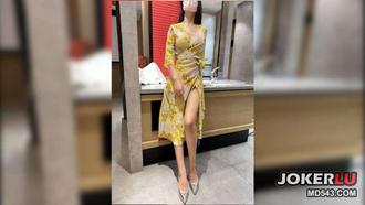 穿黄色战袍的 andmlove